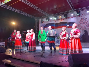 Вокальный ансамбль «Веретье» принял участие в Дне города Донецка